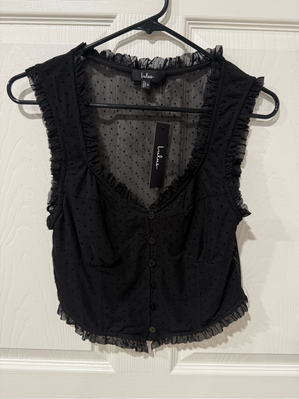 Lulu's Black Ruffle Swiss Dot Sleeveless Button-Front top size medium NWT